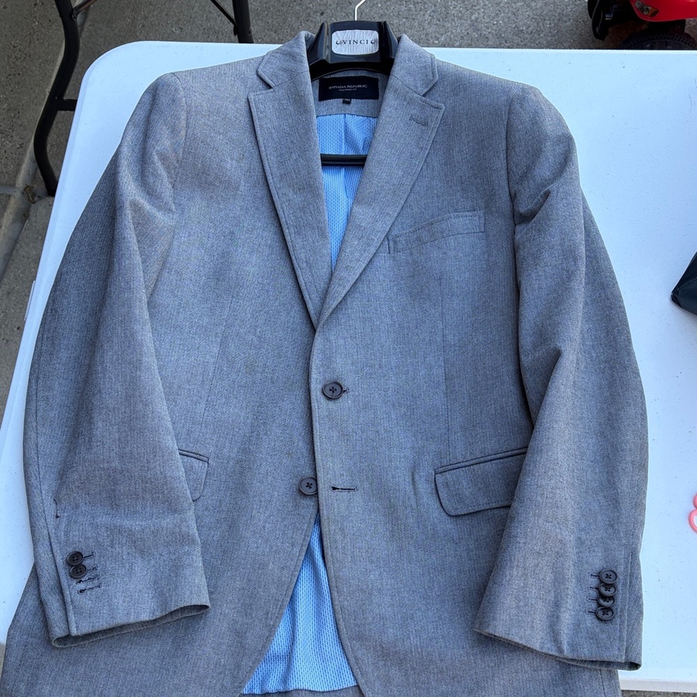 Banana Republic Light Gray Men's Two-Button Sport Coat
